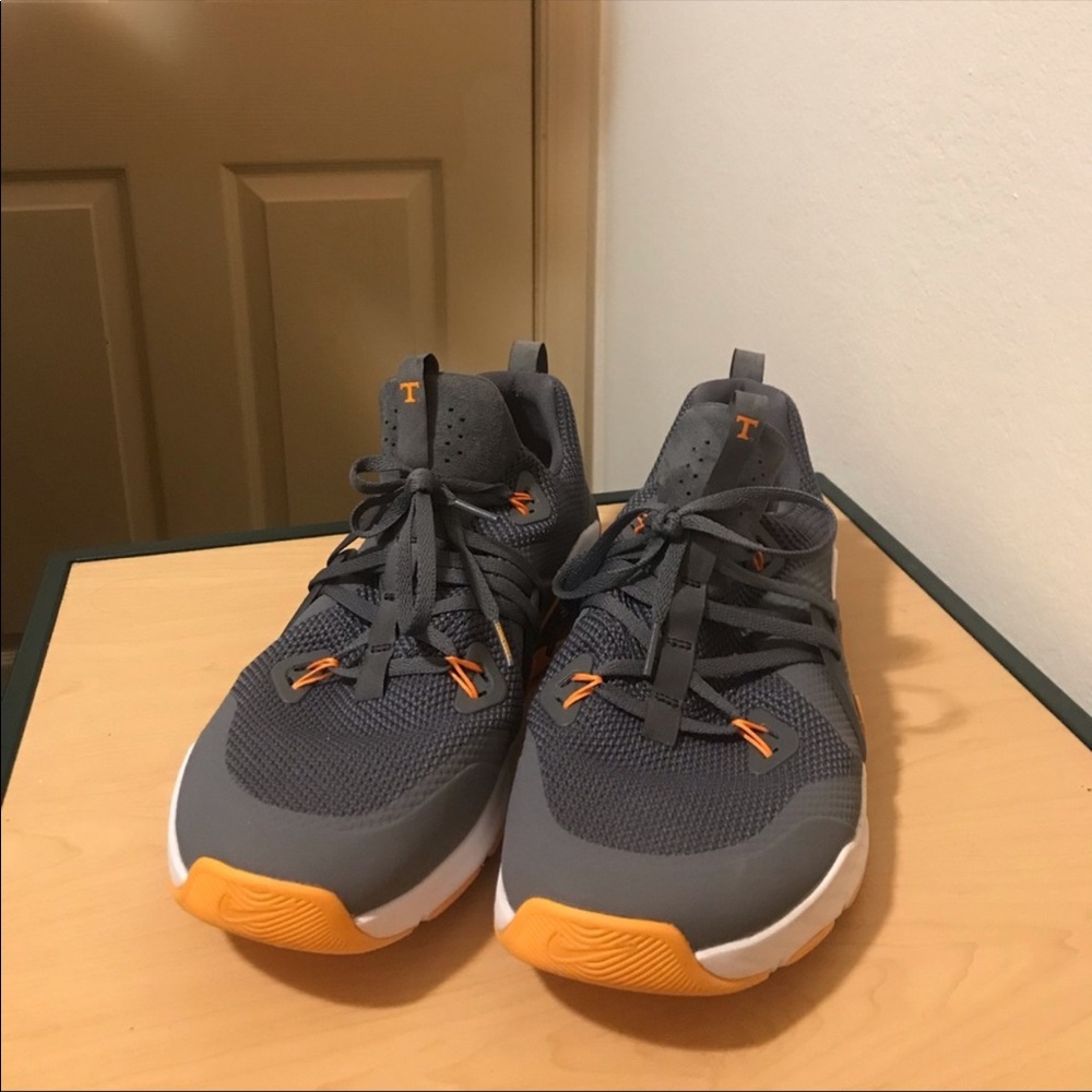 Nike Shoes Size(13) Tennessee Customs